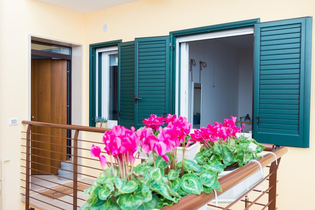 Isola Blu Aparthotel 2*